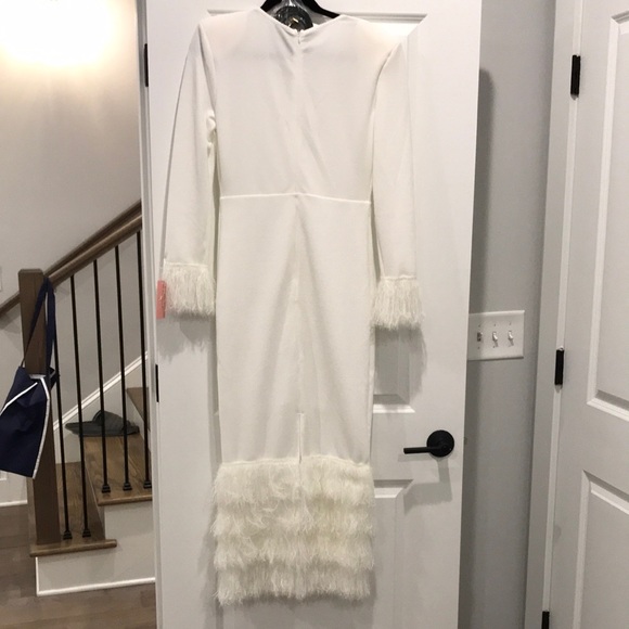 White Sheath Midi Dress with long Sleeves and V-Neck - Picture 4 of 6